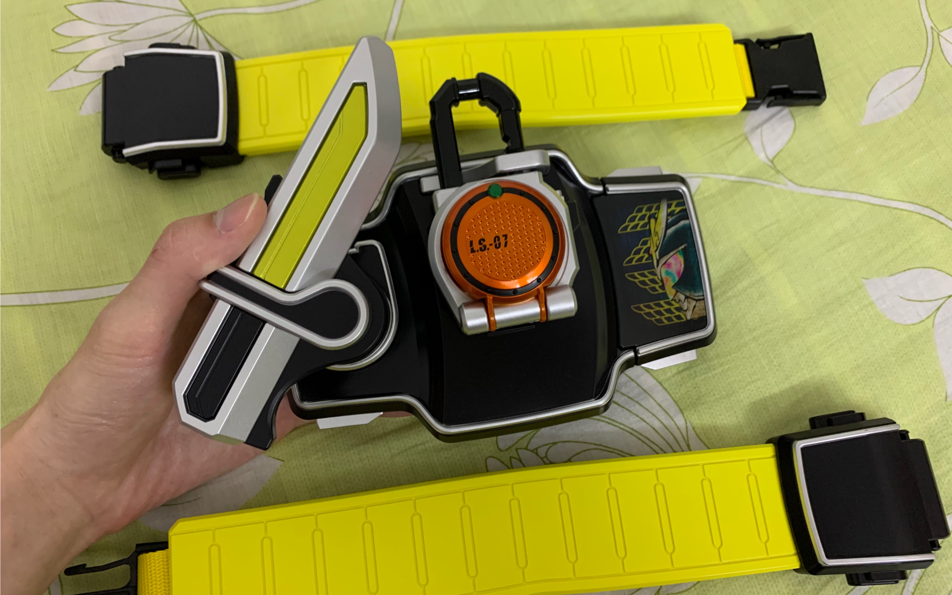 试玩csm铠武腰带