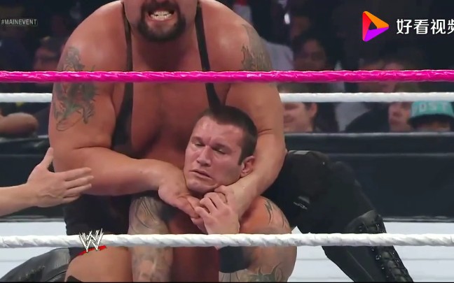 wwe:震惊!大秀哥无争议锁晕兰迪奥顿
