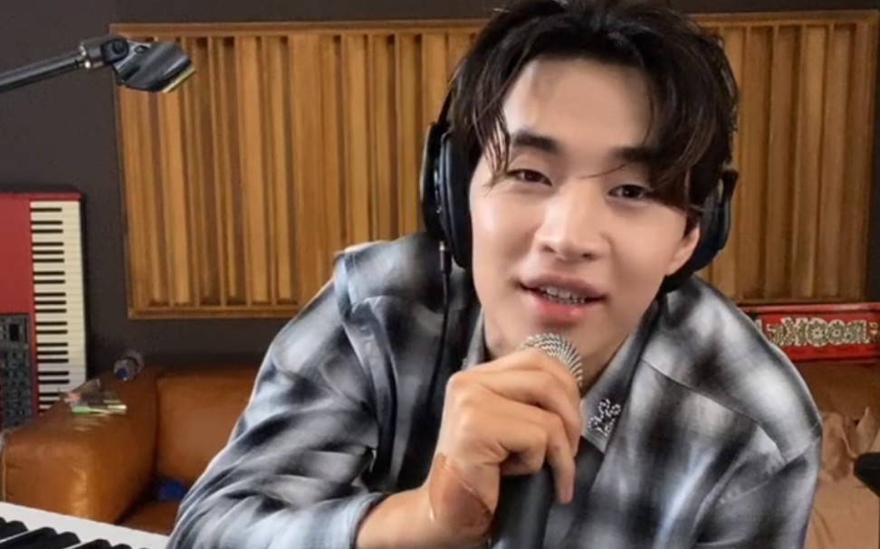 刘宪华直播太可爱了吧大华henry卡哇伊划掉sexy