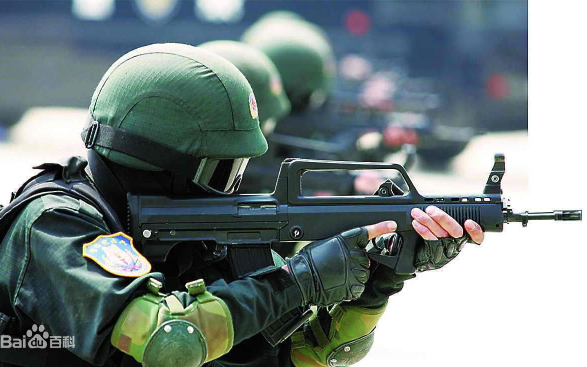 解放军qbz95-1式突击步枪靶场挑战!