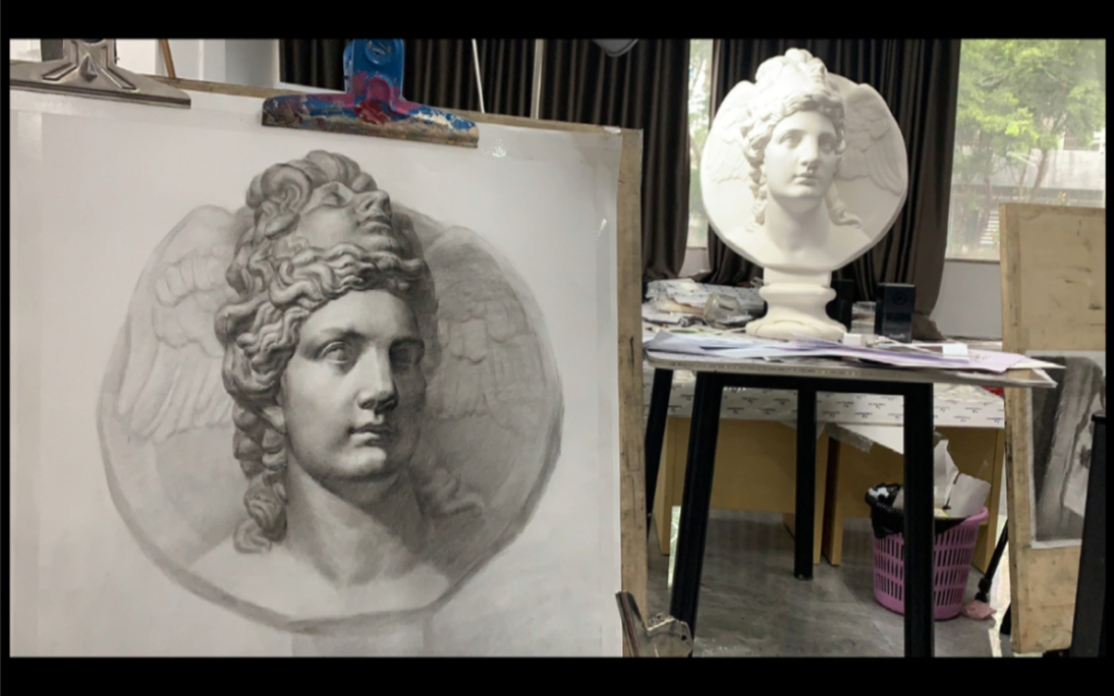 《面冠夫人》石膏像写生