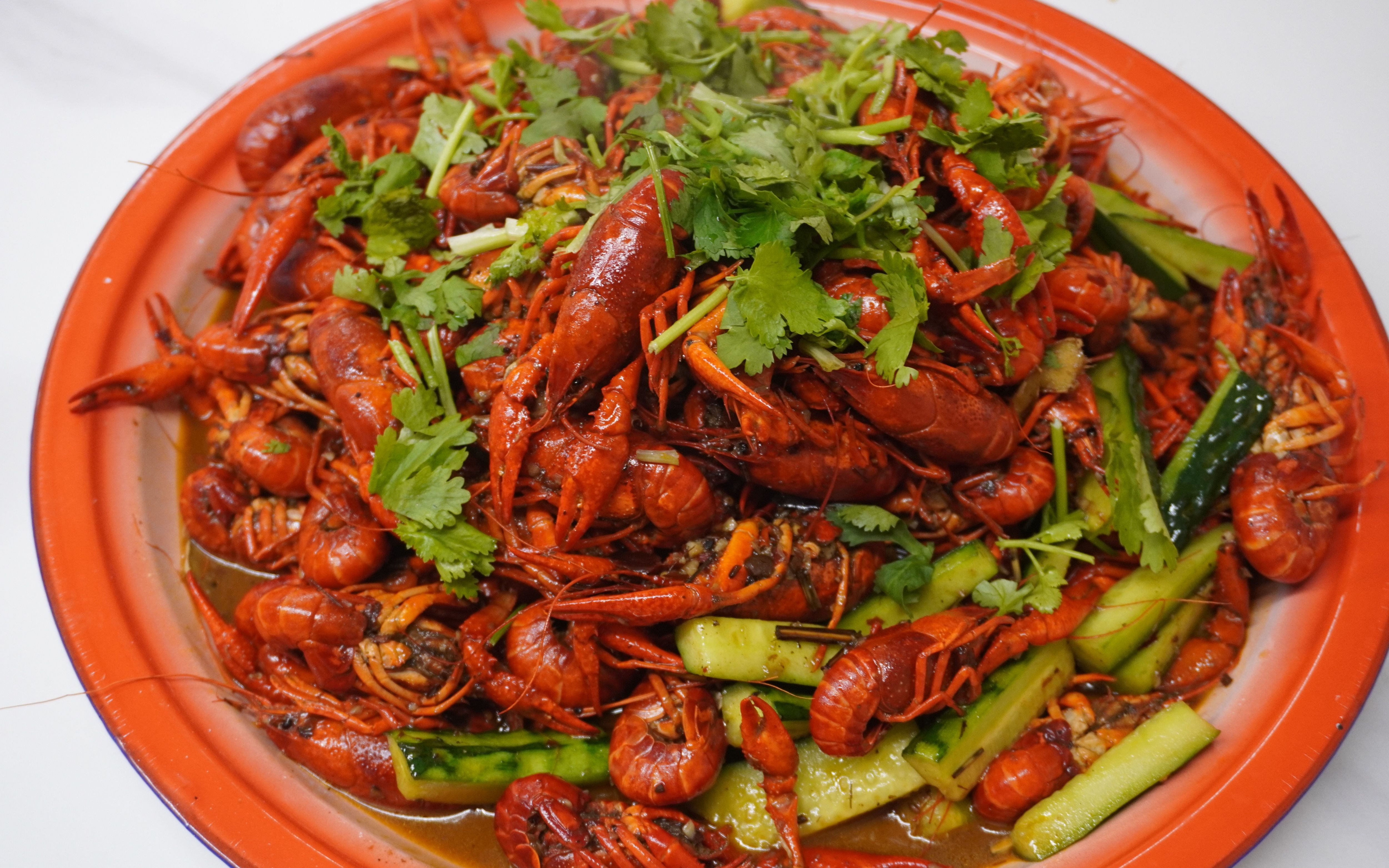 吃盆装的小龙虾,8斤99元!