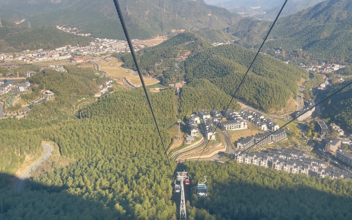 浙江湖州安吉县云上草原景区索道下山全程完整版