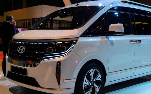 令人惊叹的头等 MPV 货车! 2025 现代 Grand Starex哔哩哔哩bilibili