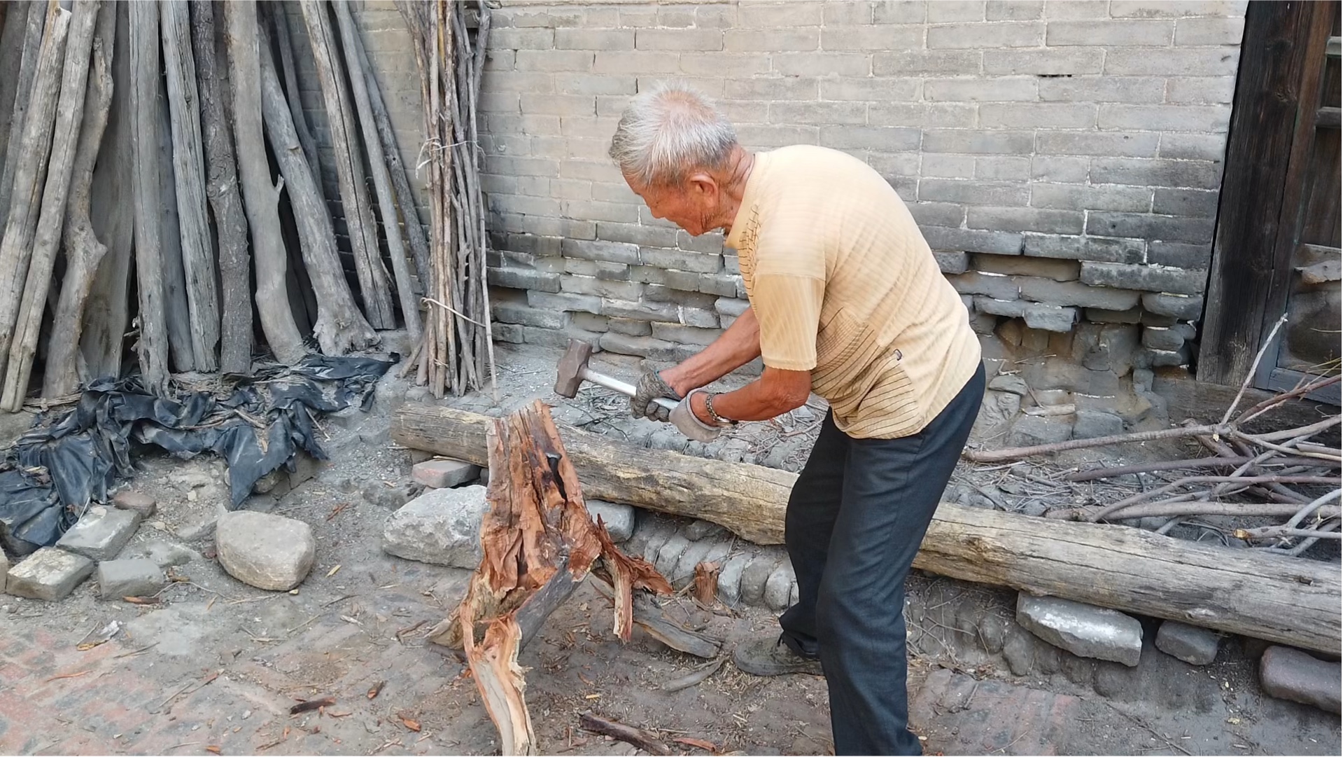 山西200年地主大院,80岁老人祖上金库存银千万两,看看后人如何生活?哔哩哔哩bilibili