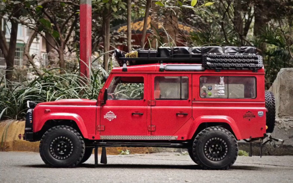 at4v不一样的改装(路虎卫士d110)攀爬车