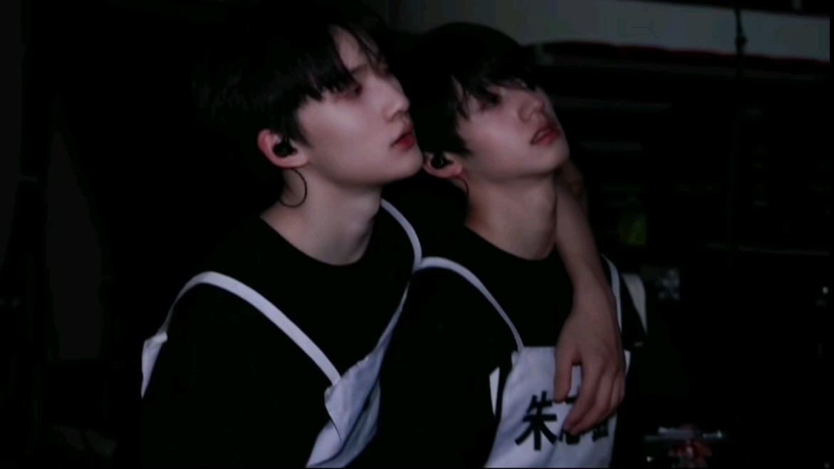 【all棍】"尽早放弃吧,这是我们的姐姐,绝不会放手的.