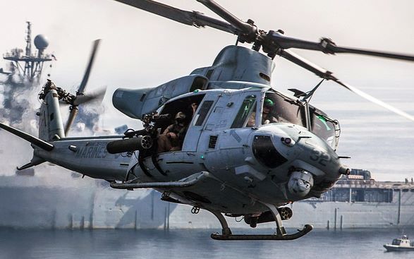 如何启动uh1休伊直升机