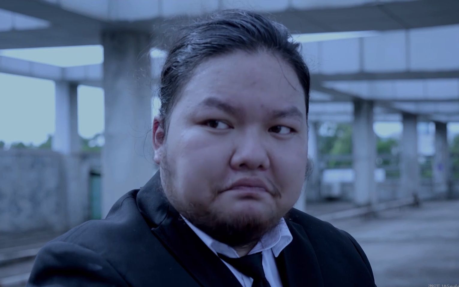 活动作品弱智侦探前传