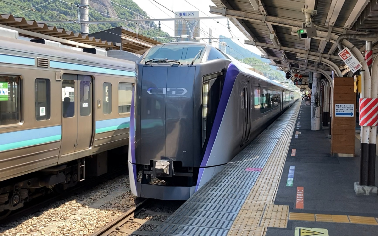 【铁道摄影】e353系特急かいじ11号/富士回游11号中央本线大月站停车