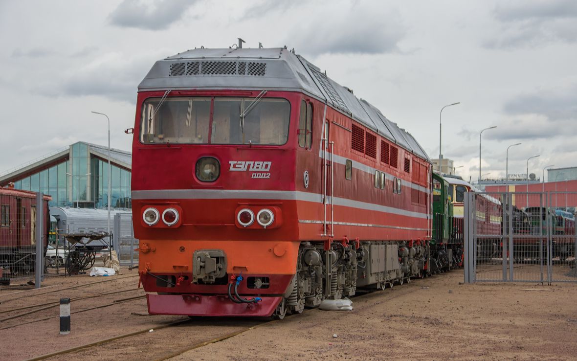铁路】至今仍是内燃机车的最高速度记录保持者——tep80型内燃机车