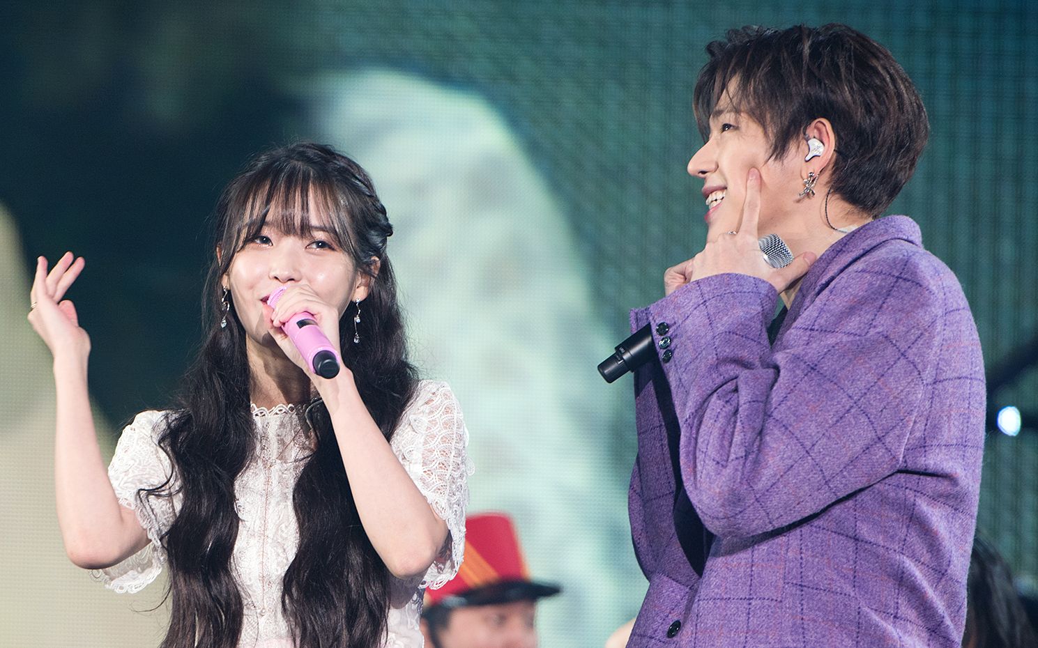 [4k]iu&zico首次也是最后一次合体现场表演棉花糖舞台的完整饭拍(mash