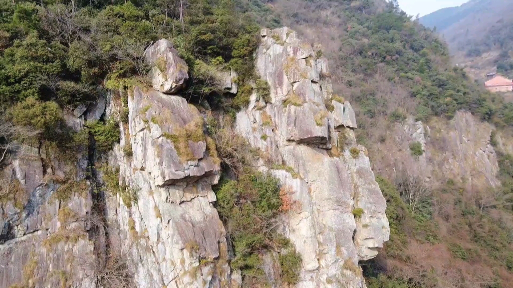 浙江紹興嵊州四明山紅佛寺