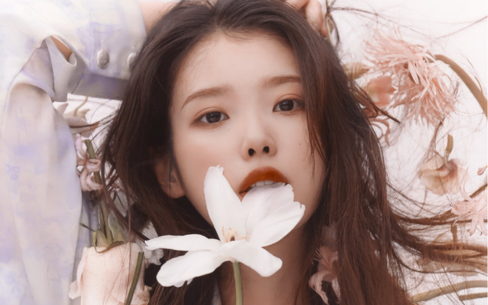 【iu李知恩】 什么场合都能让人嗨起来的blueming