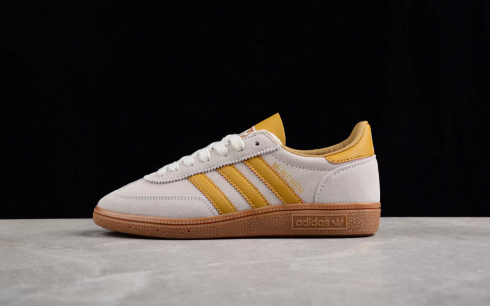 阿迪达斯 adidas samba vegan team munchen 桑巴德训休闲鞋gy7399