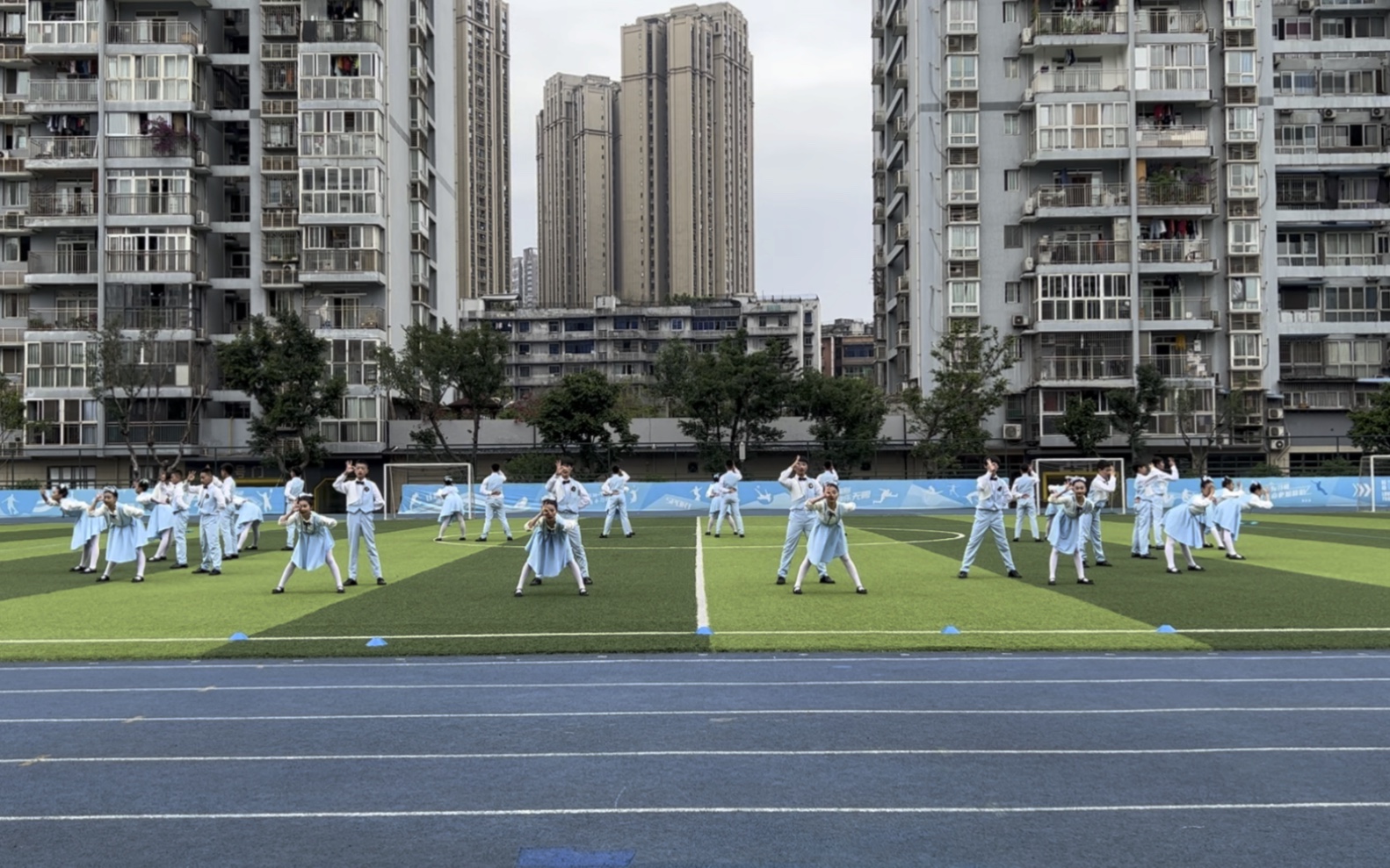 石桥铺小学纪念币图片