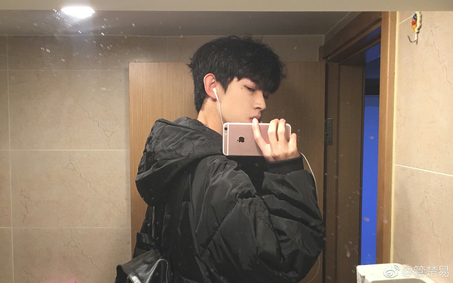 管楚易 小哥哥 抖音作品_哔哩哔哩 (゜-゜)つロ 干杯~-bilibili