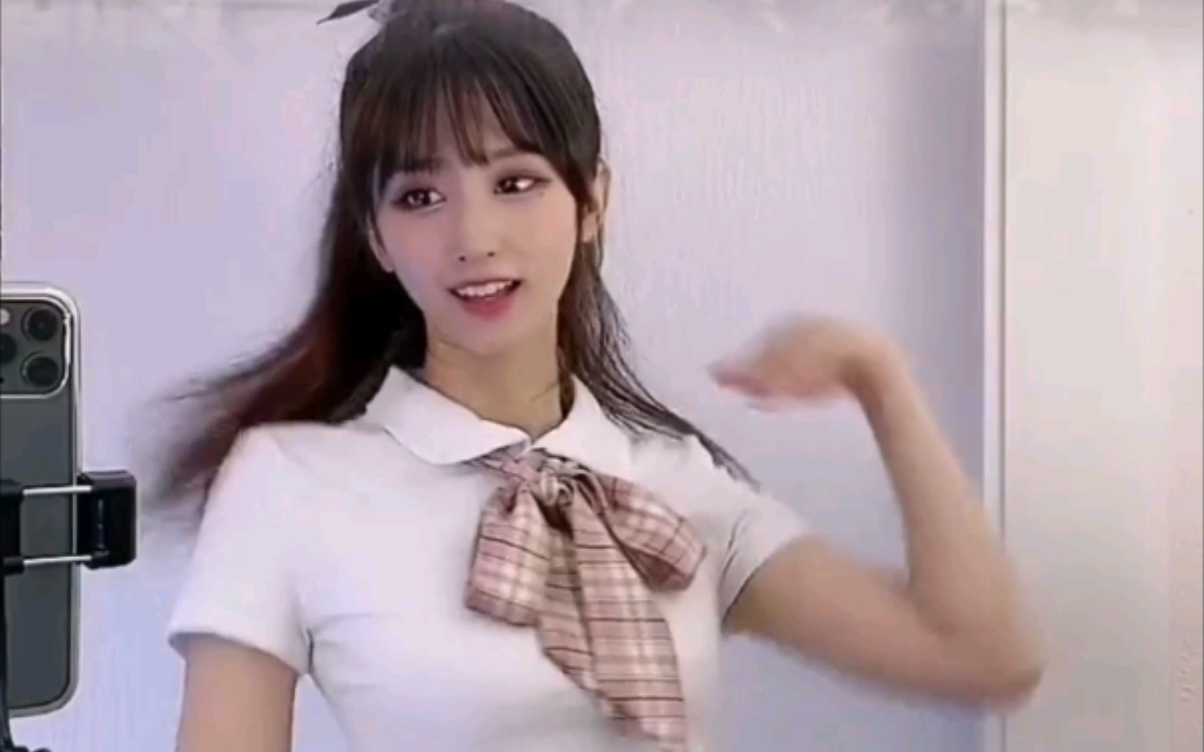 谢美天jk绝地求生版的开火车