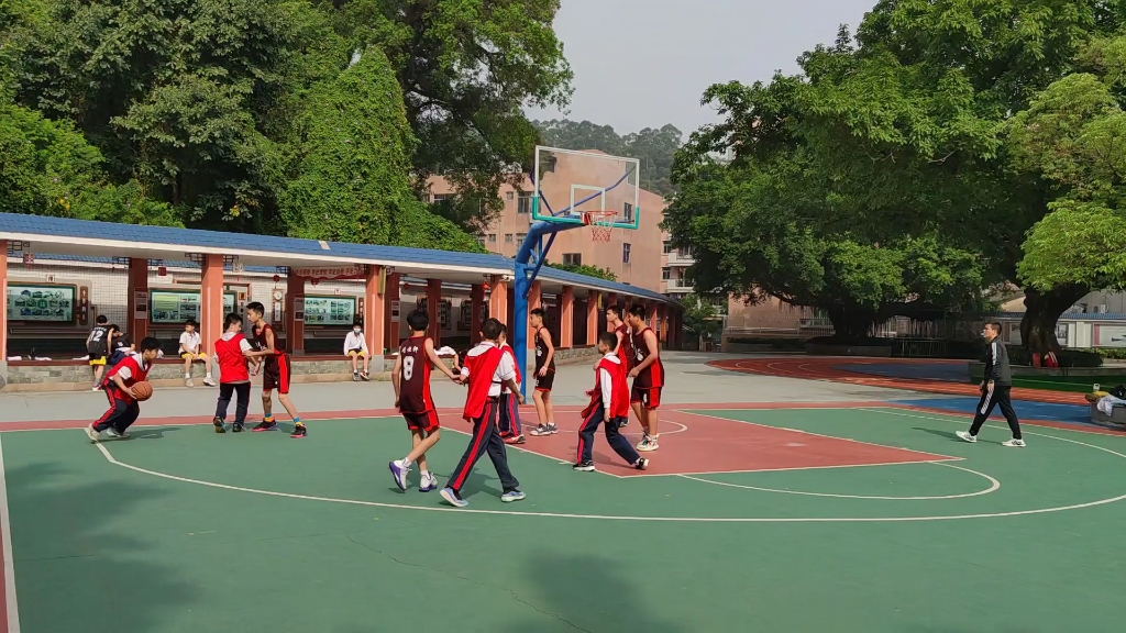 六年级张溪郑二小学对中港英文学校篮球比赛第一场哔哩哔哩bilibili