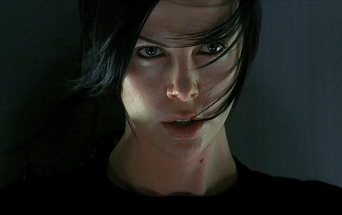 「魔力女战士」04on flux (2005)