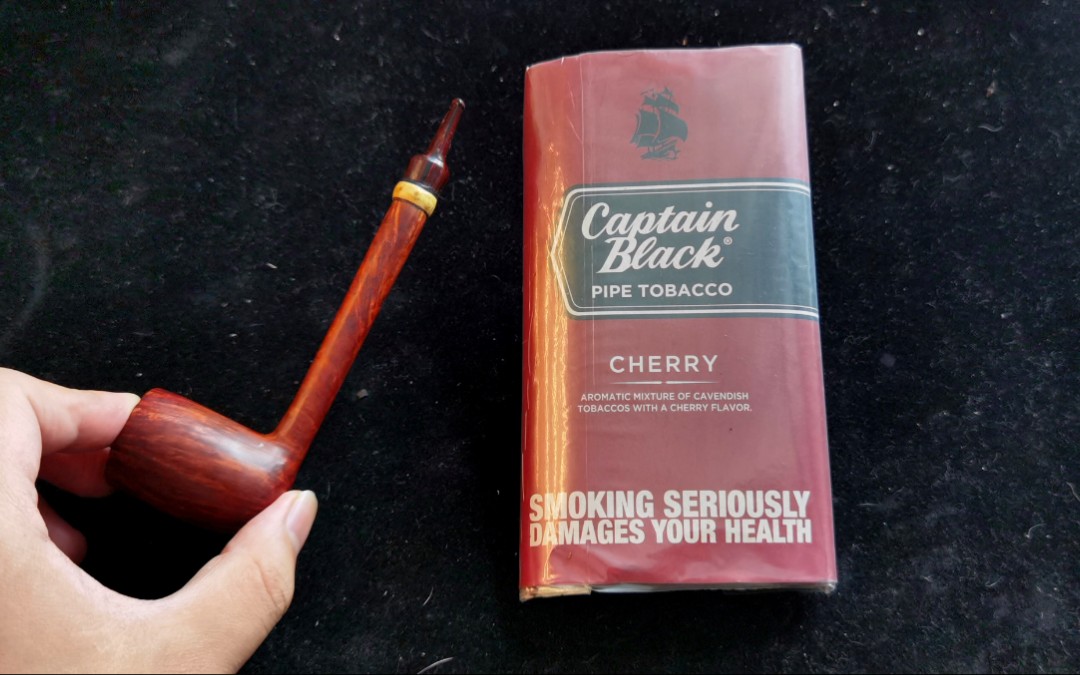 black cherry的功效(黑樱桃:抗氧化,美容养颜,助你健康美丽)