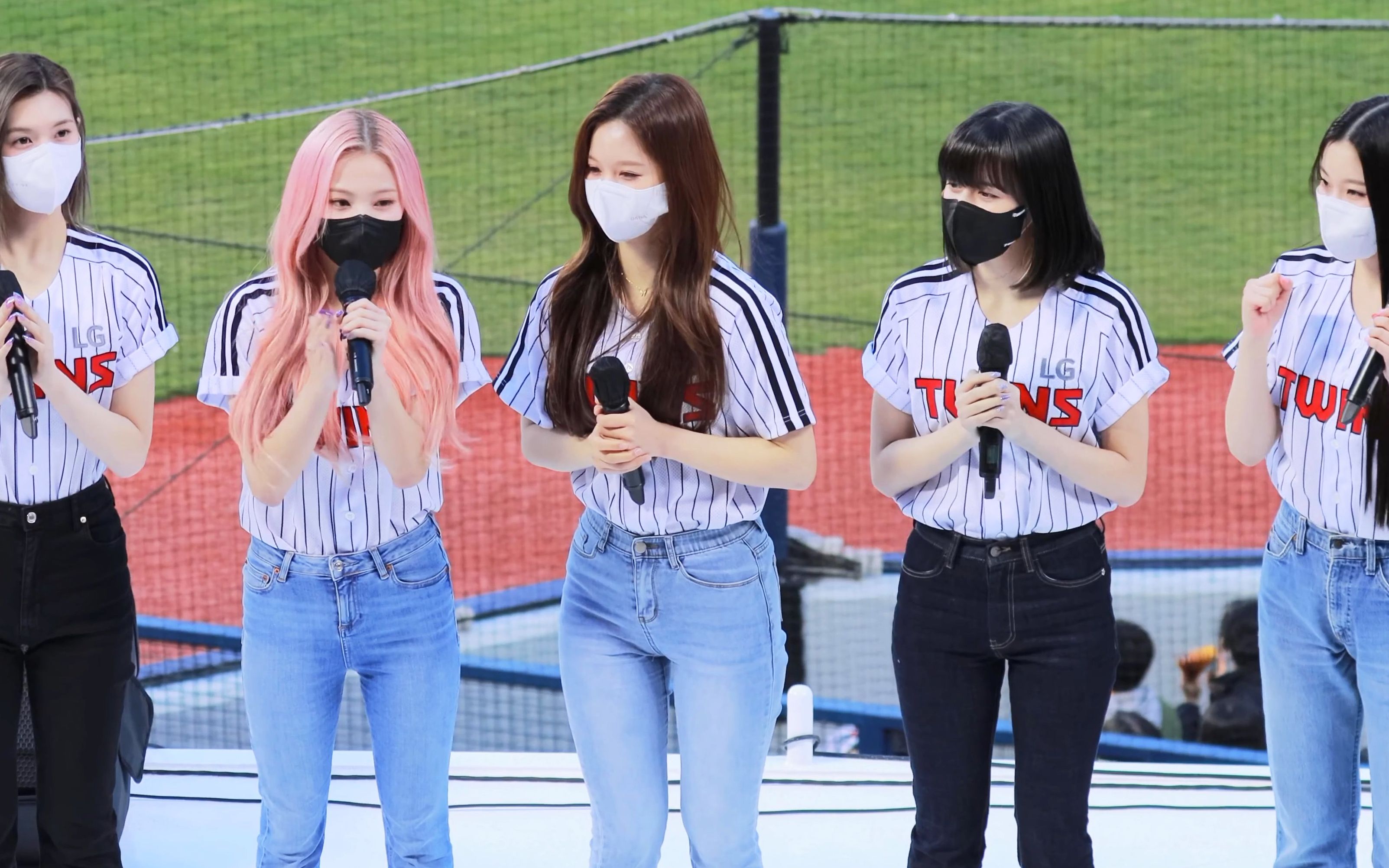 o"fancam lg twins主场揭幕战啦啦队演出[4k]