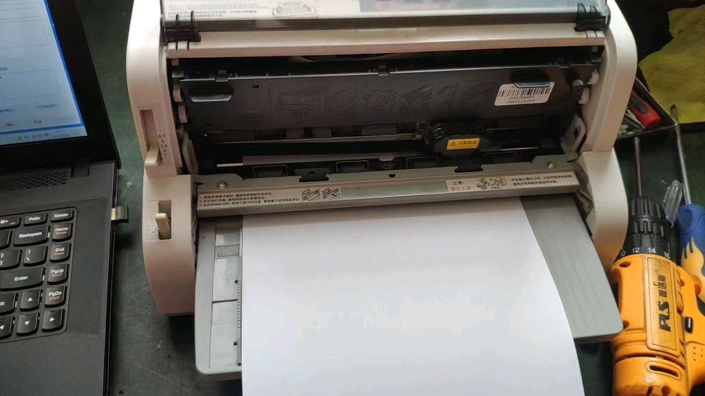 修好一台oki 7500f,突然发现他还有点音乐天赋,这节奏感!