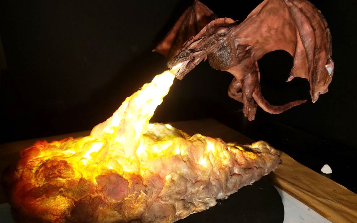 mirko passarello clay artist / 制作权游喷火龙小场景