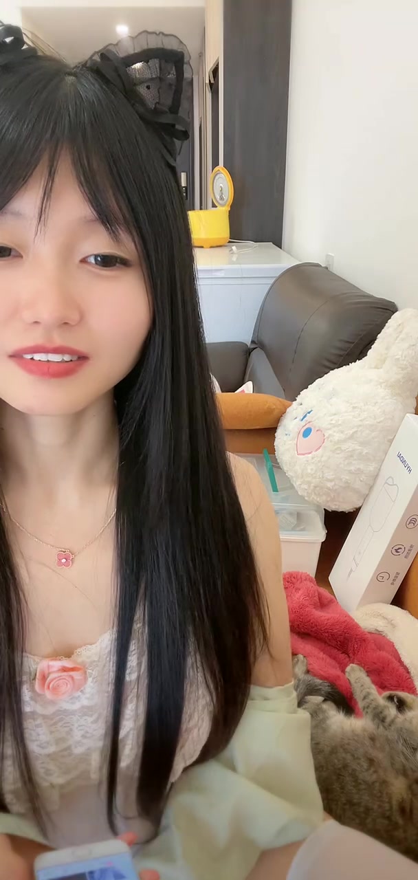 悦悦很美[20240215125233]
