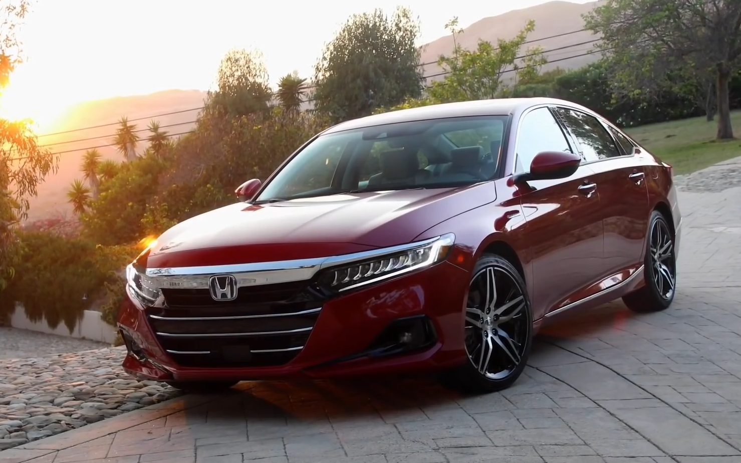 2021款本田雅阁小改款内外饰及官方驾驶视频