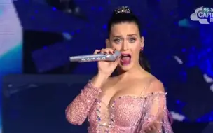 Download Video: 【拉拉鸡】Katy Perry - I Kissed A Girl (Live Jingle Bell Ball) 2013