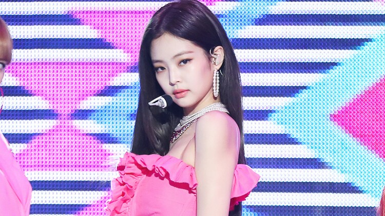 [图]BLACKPINK【JENNIE】180623音中DDU-DU DDU-DU 直拍