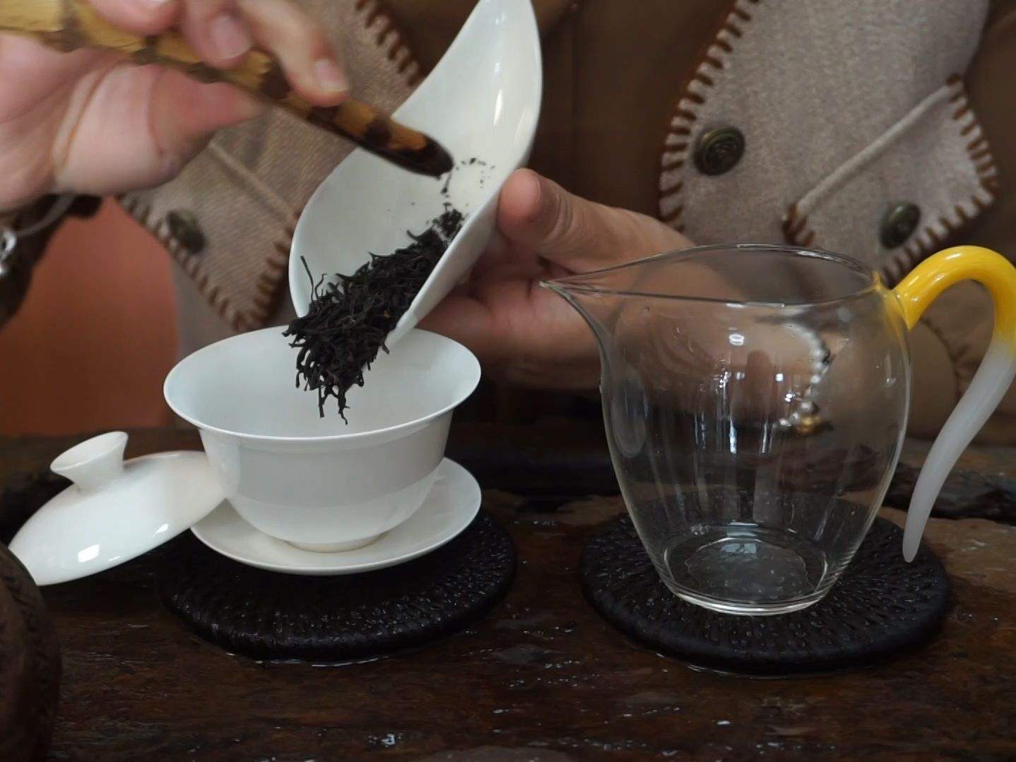 挑战拍100个人泡茶第四个,一个优雅的小姐姐