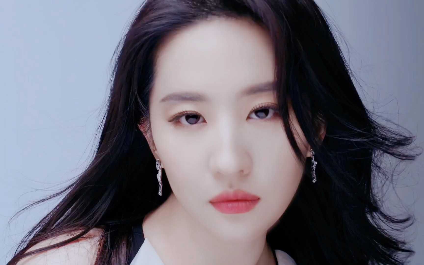 刘亦菲广告大片已送达建议反复观看上午喝咖啡精神好