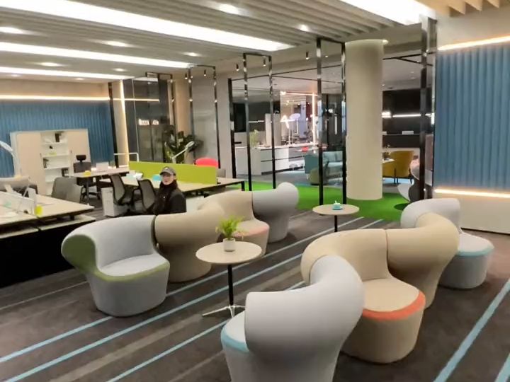 科尔卡诺引领办公家具新时尚 #办公室装修 #老板桌 #源头工厂 #办公