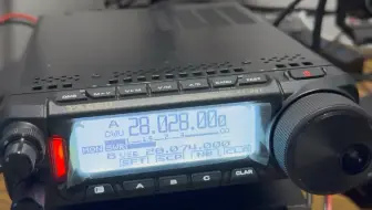 傍晚灰线时间在28.028Mhz CW CQ，居然引来了小小的堆叠