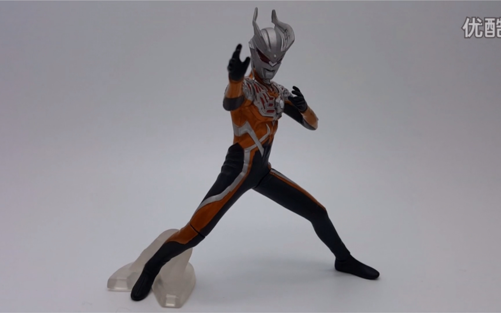 銆愭檪涔嬬伒-031銆戝垱缁滺dm鐩掕泲 璧涚綏澶栦紶鈥斺旈粦鏆楁礇