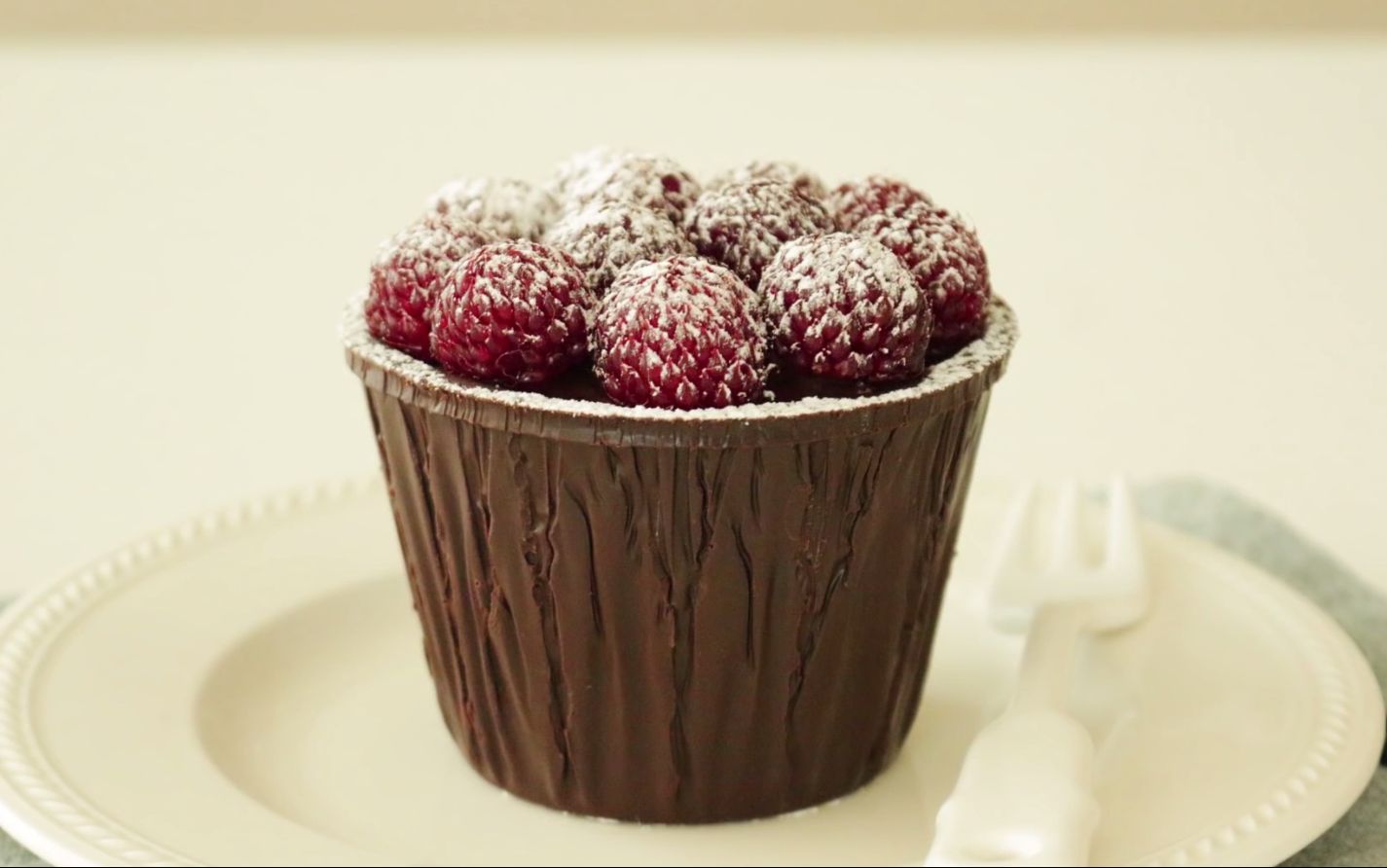 【asmr】覆盆子巧克力慕斯杯,好吃到连杯子也不放过!