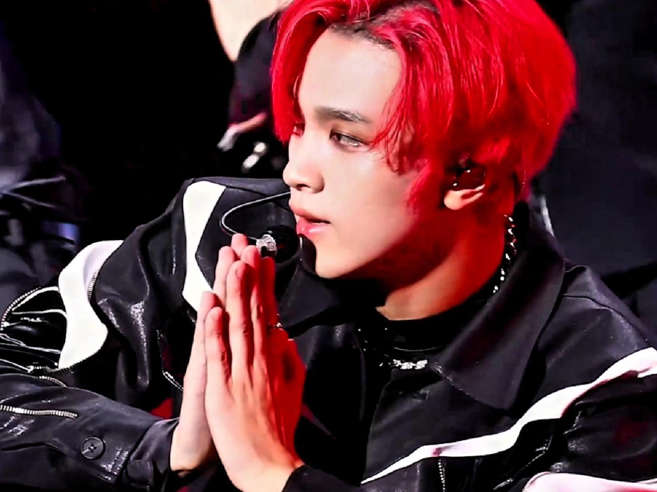 当年一眼惊艳的红发universe「李东赫」