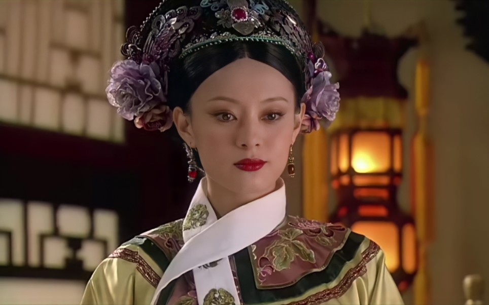 绒花滴血验亲中甄嬛的造型有何玄机用非遗绒花还原熹贵妃的造型另有