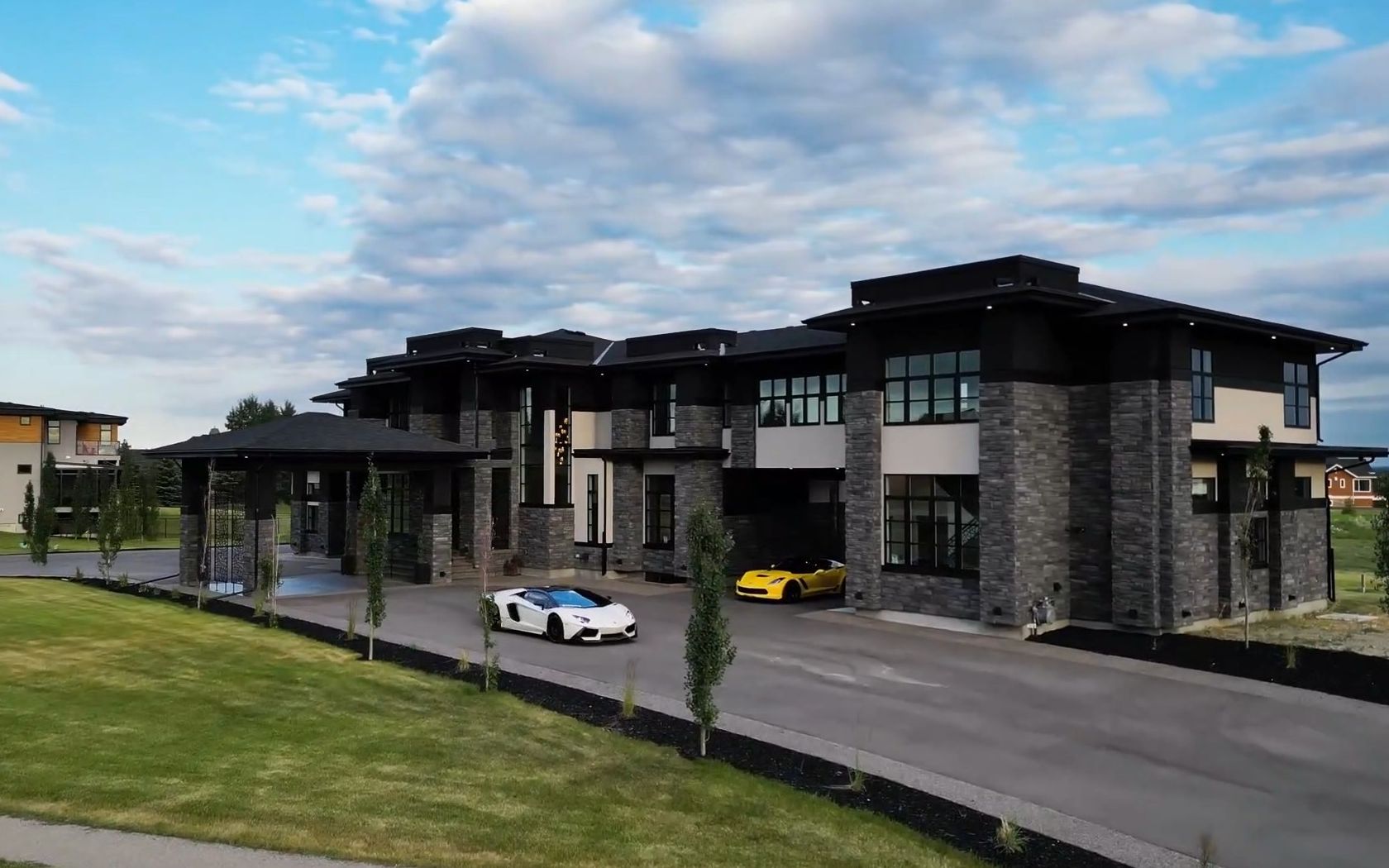 【豪宅参观】加拿大现代简约风格巨型奢华豪宅