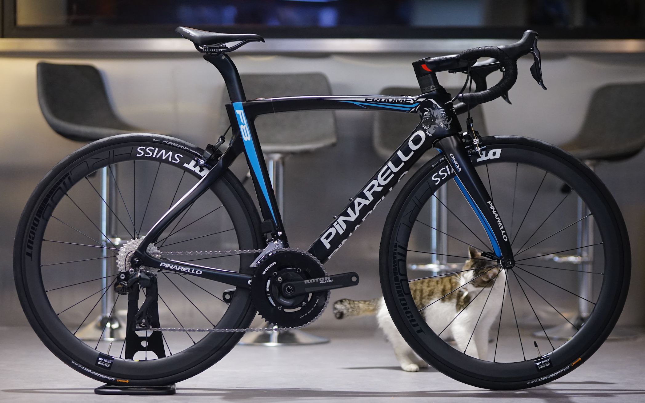 Chris Froome's Pinarello Dogma F8 限量版蓝犀牛哔哩哔哩bilibili