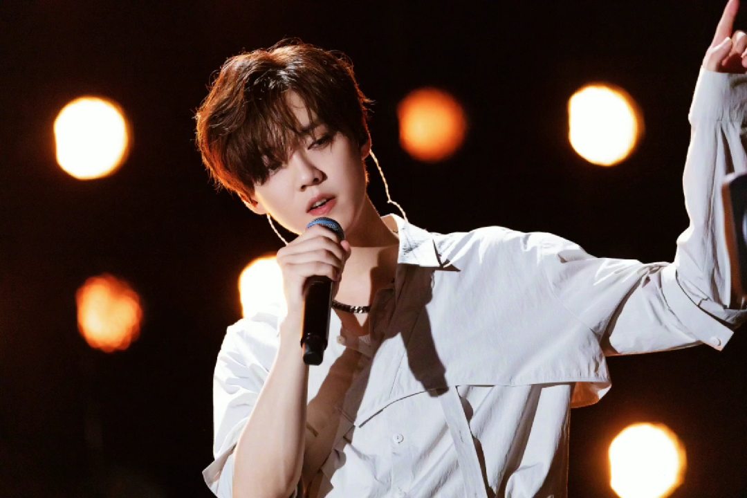 鹿晗《咖啡》 后半段假音绝了,超级空灵