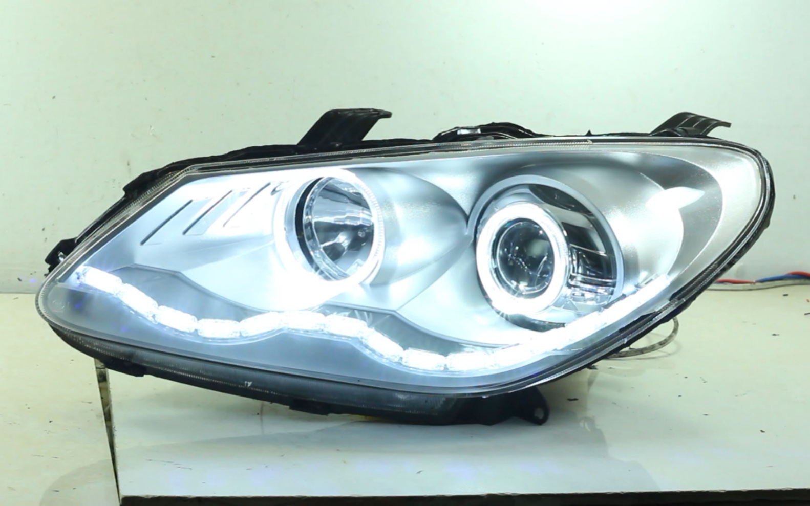 奇瑞a3大灯总成改装led双光透镜天使眼日行灯