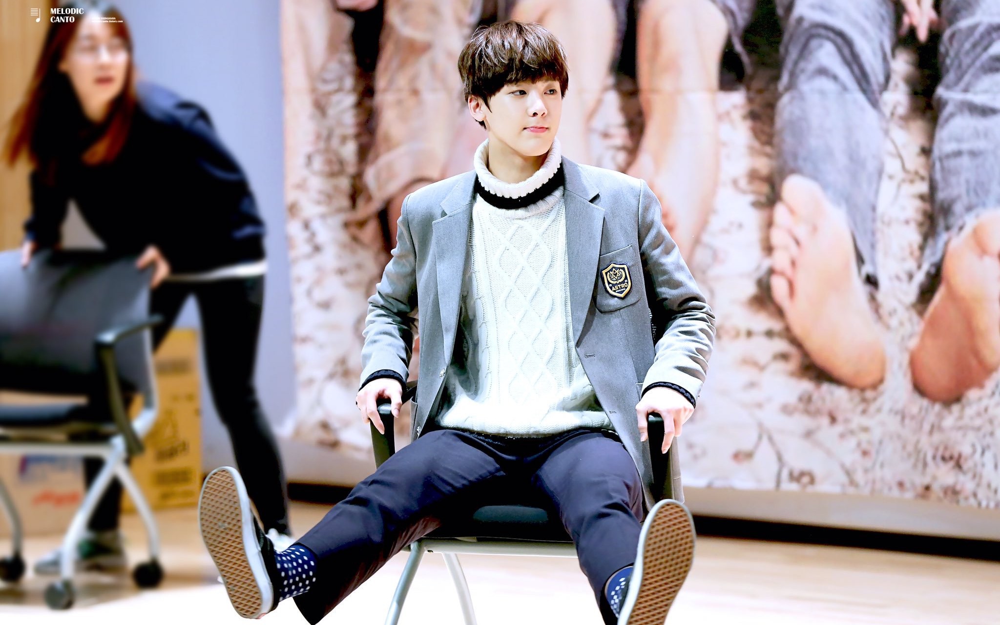 【astro】【搬运】【vlive】190212 尹三哈毕业啦(生肉)