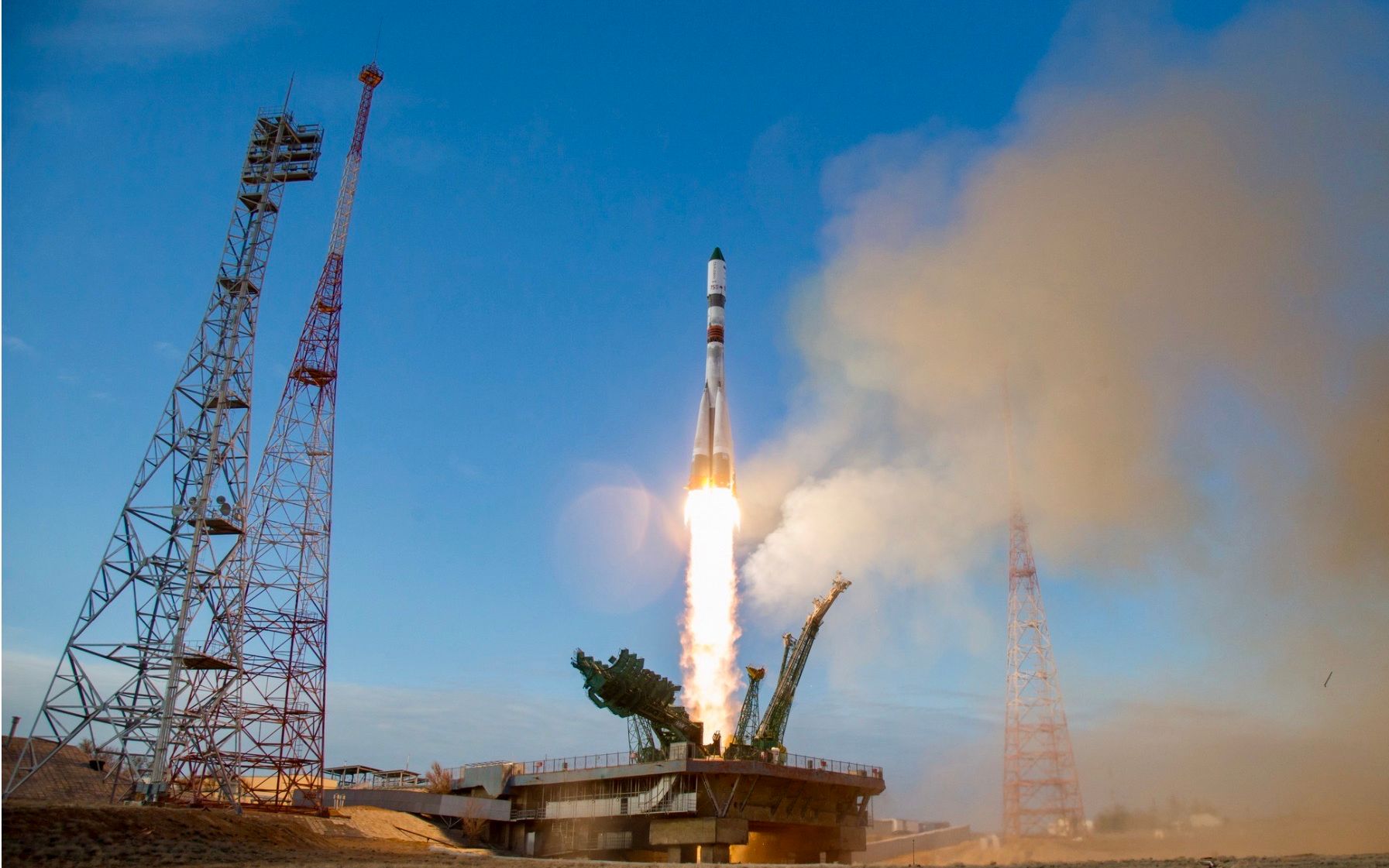 俄罗斯联盟号运载火箭发射成功全球第一发射现场