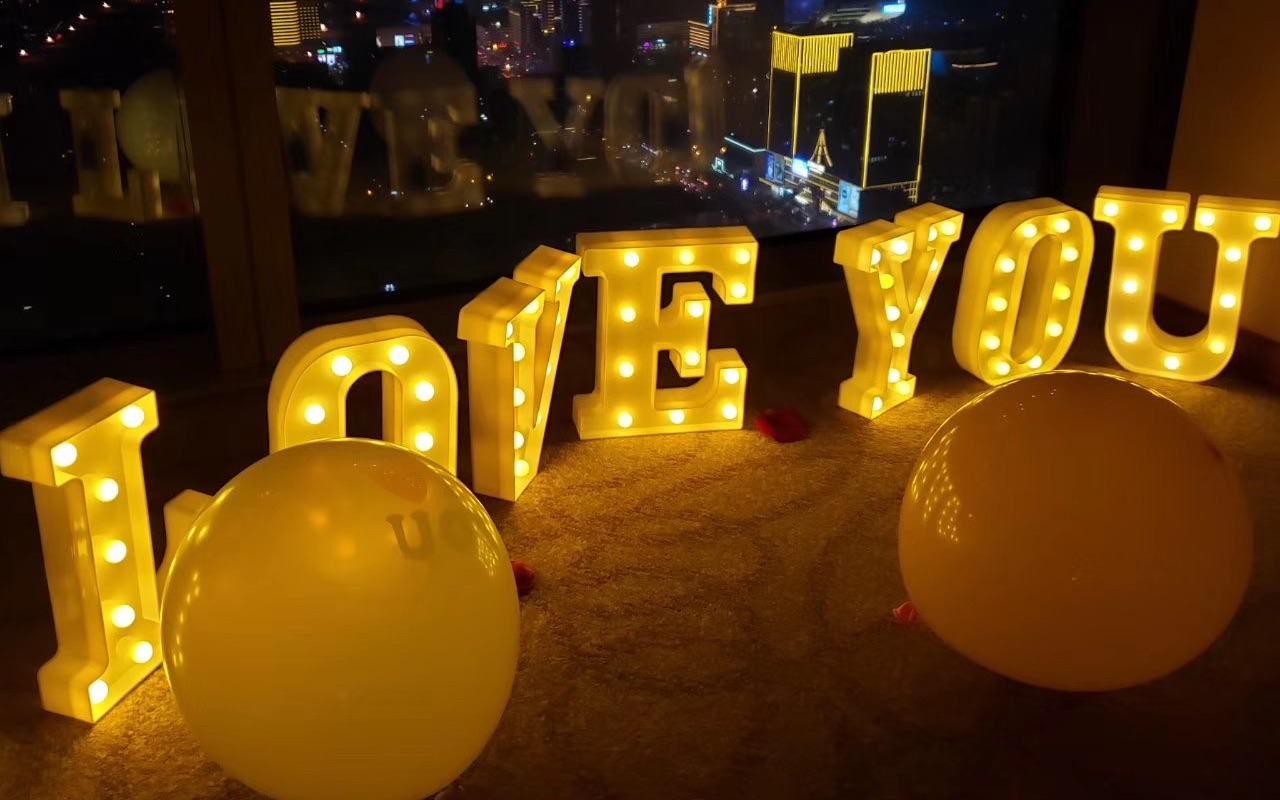 拖了很久的小学生剪辑求婚vlog