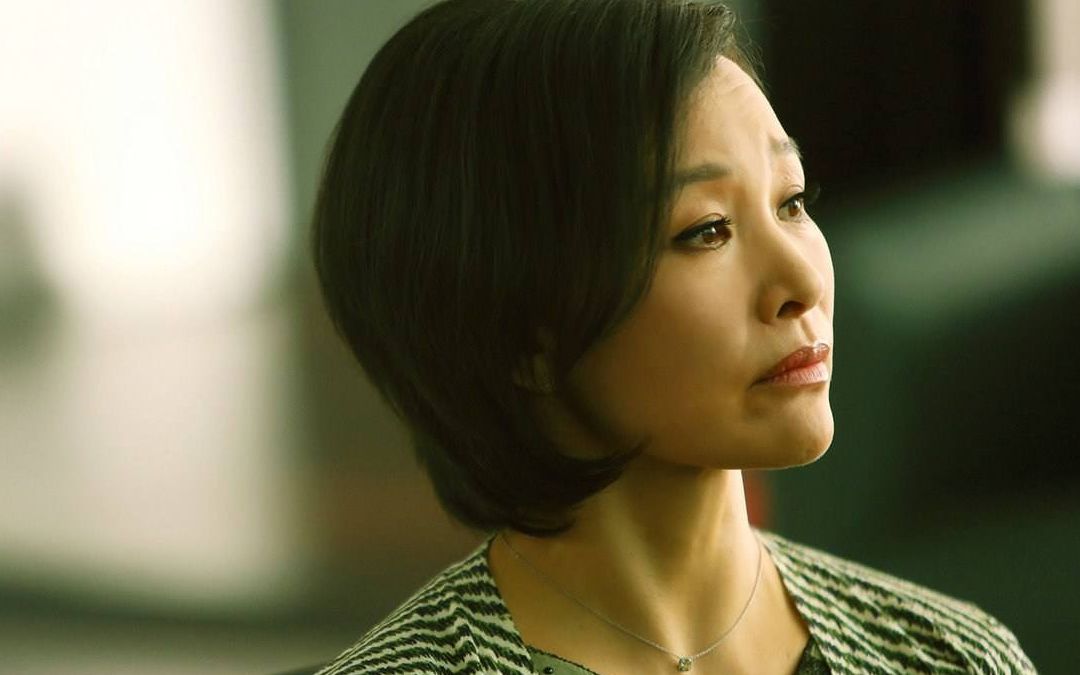 享誉国际的女明星,婚后不孕领养双胞胎,43岁意外有孕