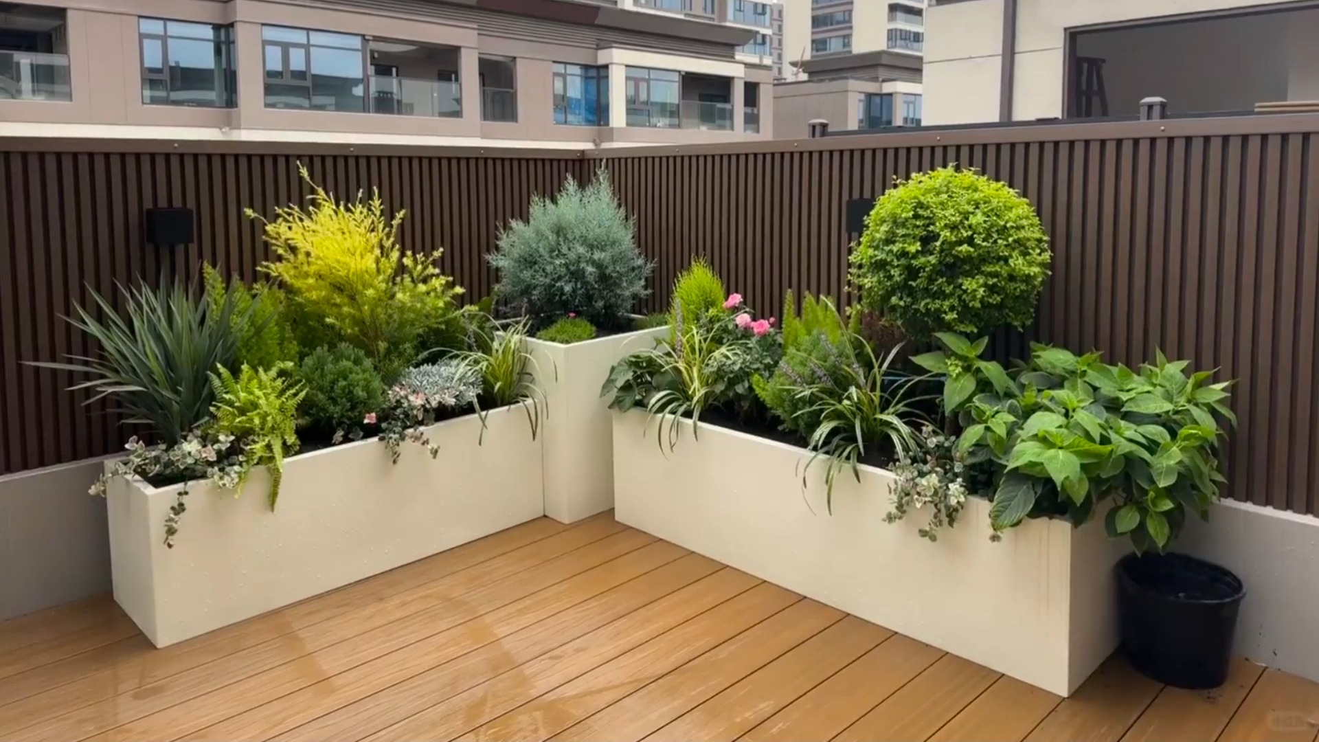 阳台养花用什么花盆好?