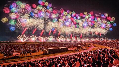 4k 长岡花火大会17 2日总集 Nagaoka Fireworks Festival 17 Highlights 哔哩哔哩 Bilibili